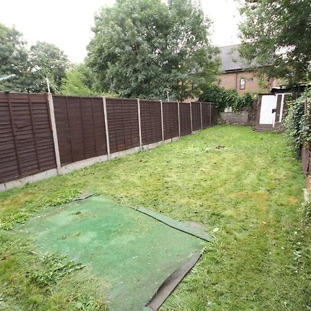 Willesden Lodge London Luaran gambar